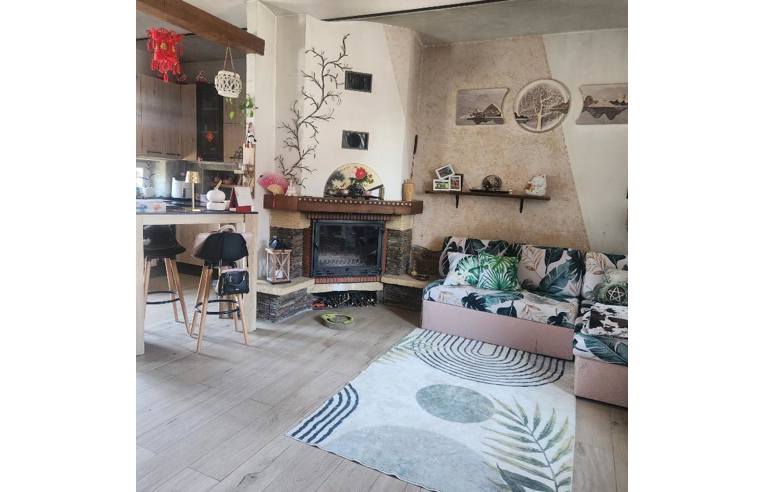 casa indipendente in vendita a Breme