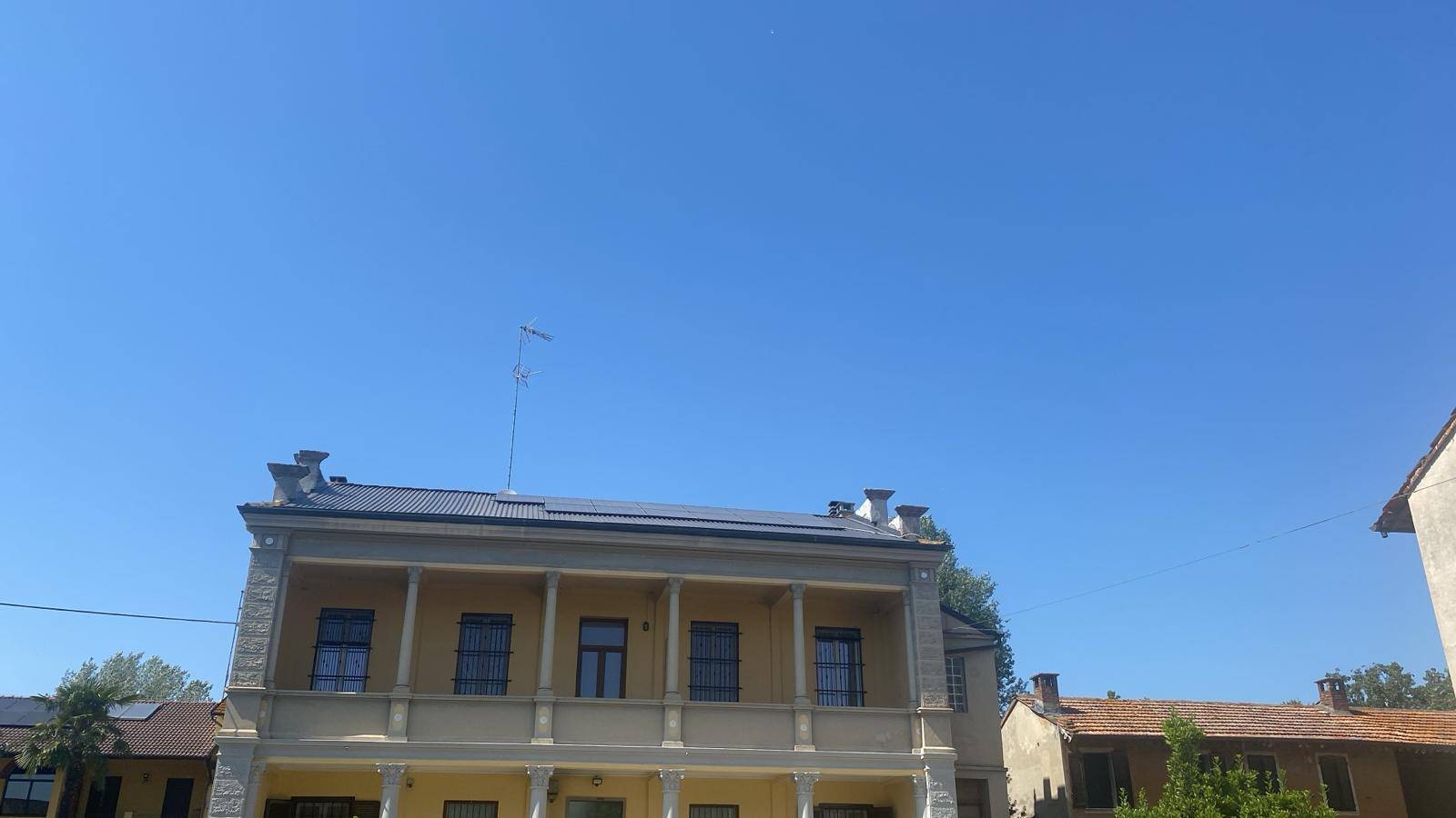 casa indipendente in vendita a Breme