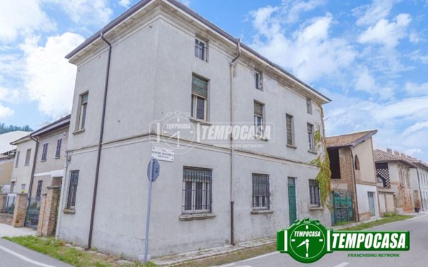 casa indipendente in vendita a Bressana Bottarone in zona Argine