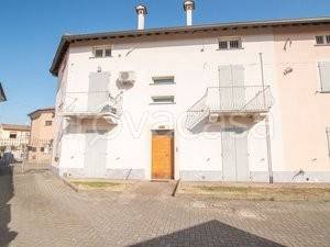 appartamento in vendita a Bressana Bottarone