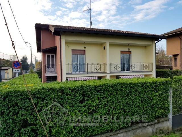 casa indipendente in vendita a Bressana Bottarone