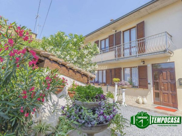casa indipendente in vendita a Bressana Bottarone in zona Argine
