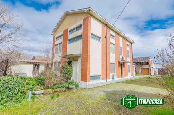 casa indipendente in vendita a Bressana Bottarone in zona Argine