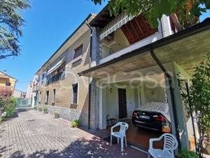 casa indipendente in vendita a Bressana Bottarone