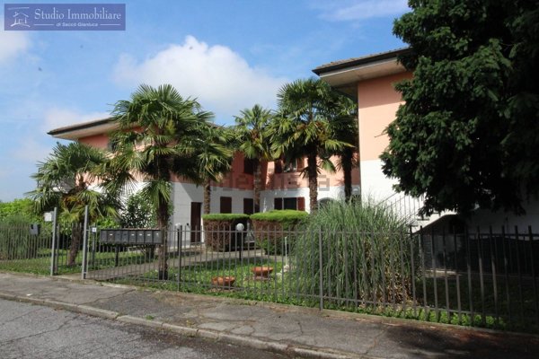 appartamento in vendita a Bressana Bottarone