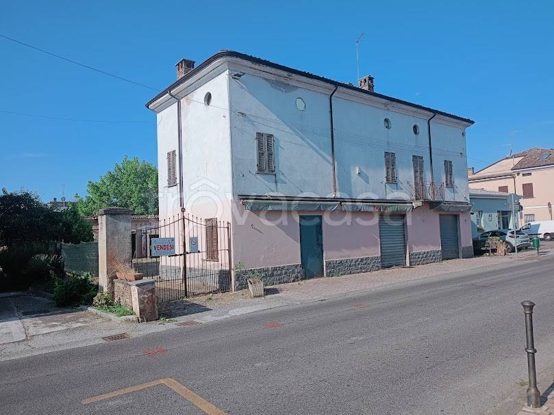casa indipendente in vendita a Bressana Bottarone