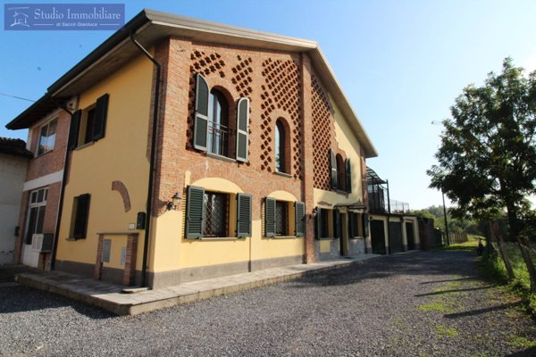 casa indipendente in vendita a Bressana Bottarone