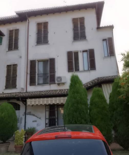 casa indipendente in vendita a Bressana Bottarone in zona Argine