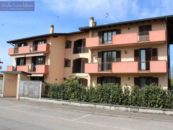 appartamento in vendita a Bressana Bottarone