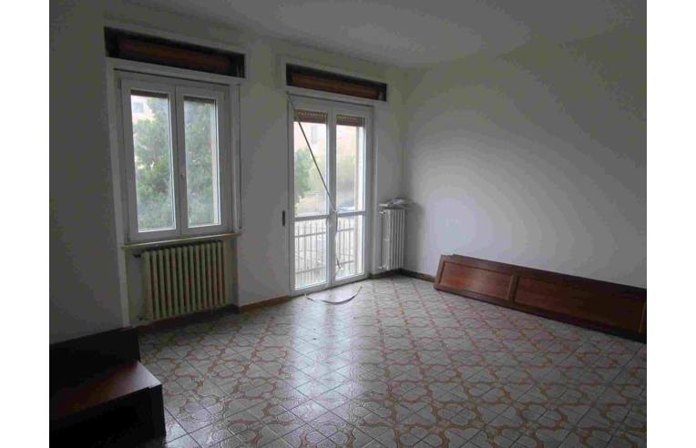 appartamento in vendita a Bressana Bottarone in zona Bottarone