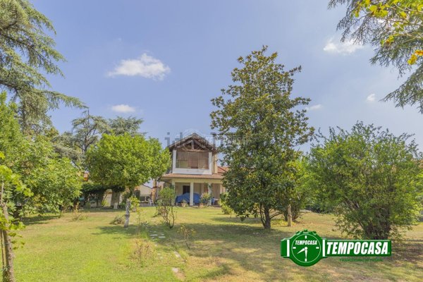 casa indipendente in vendita a Bressana Bottarone in zona Argine
