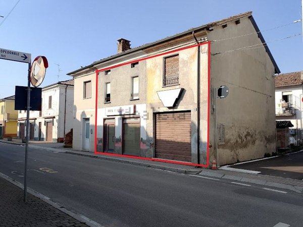 appartamento in vendita a Bressana Bottarone