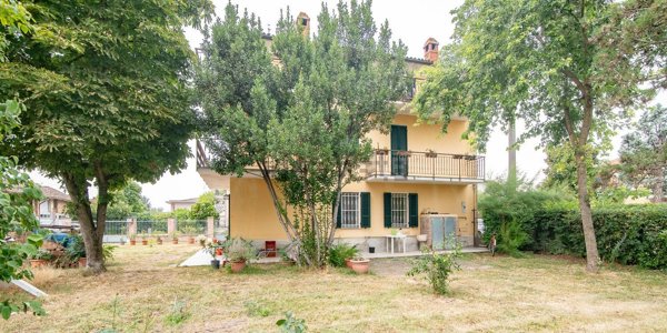 casa indipendente in vendita a Bressana Bottarone in zona Argine
