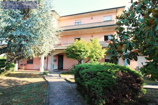 appartamento in vendita a Bressana Bottarone in zona Argine