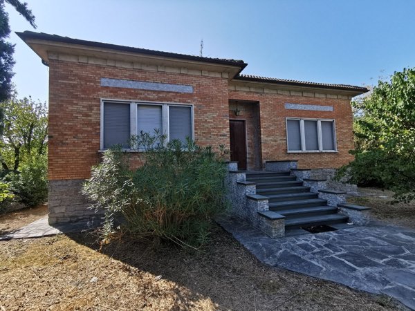 casa indipendente in vendita a Bressana Bottarone