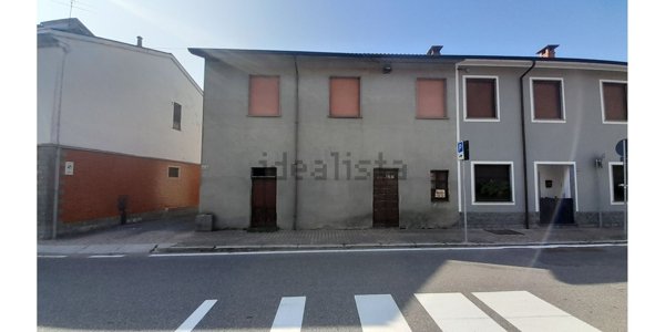 casa semindipendente in vendita a Bressana Bottarone in zona Argine