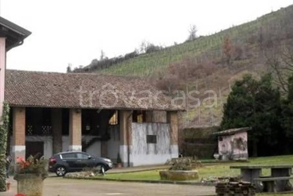 casa indipendente in vendita a Broni