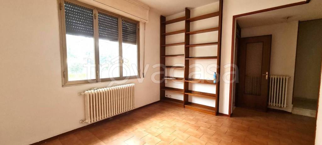 casa indipendente in vendita a Broni