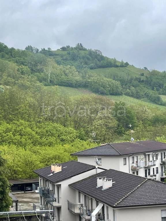 appartamento in vendita a Broni