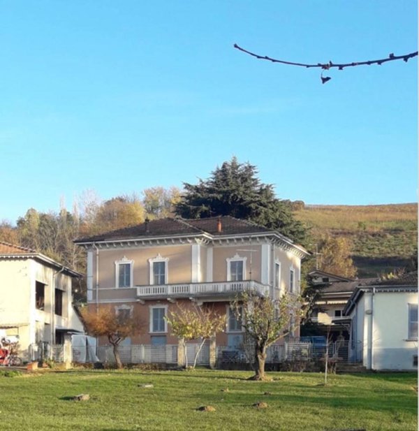 casa indipendente in vendita a Broni