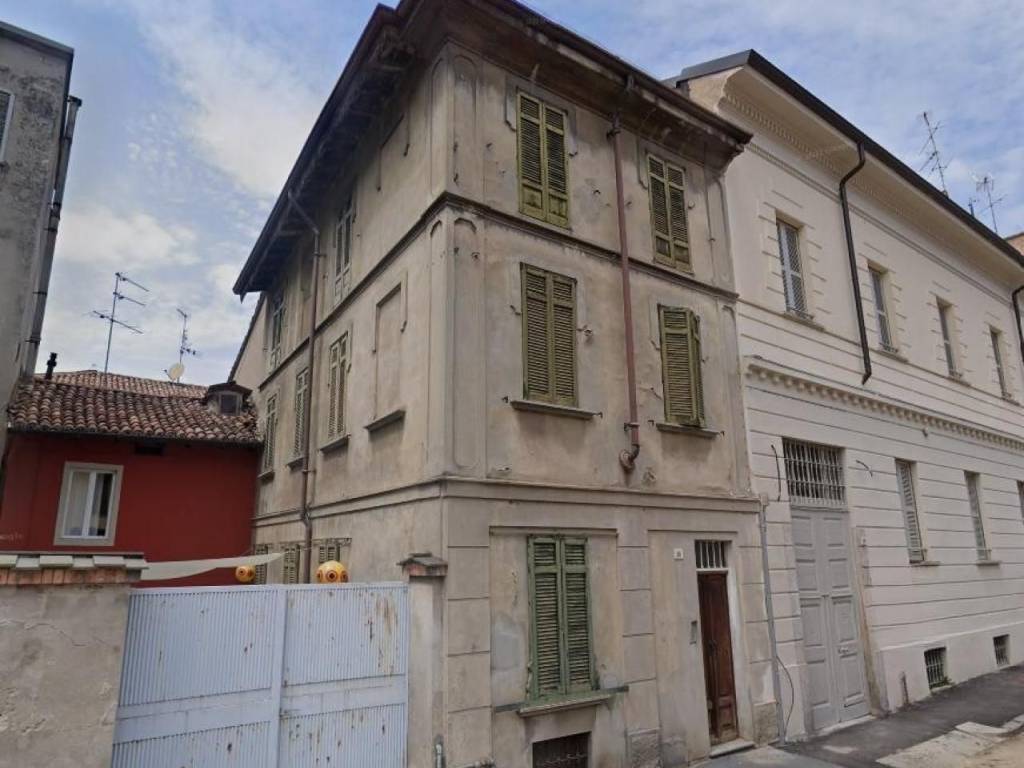 appartamento in vendita a Broni