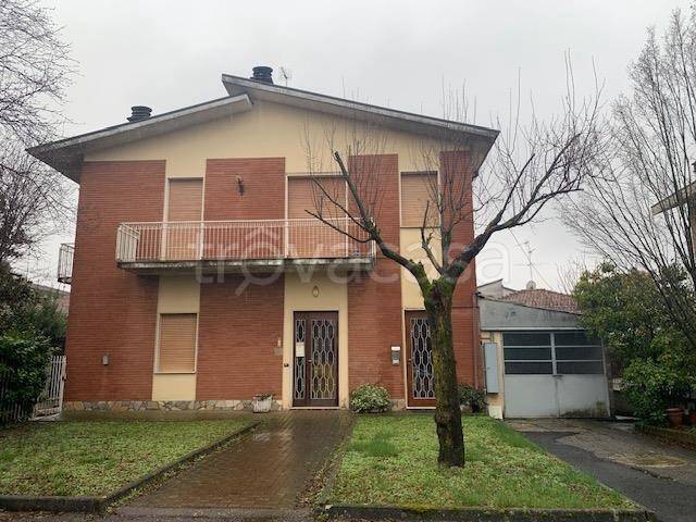 quadrivano in vendita a Broni