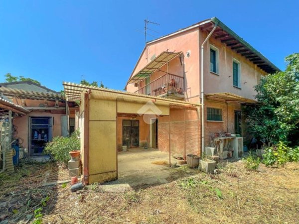casa indipendente in vendita a Broni