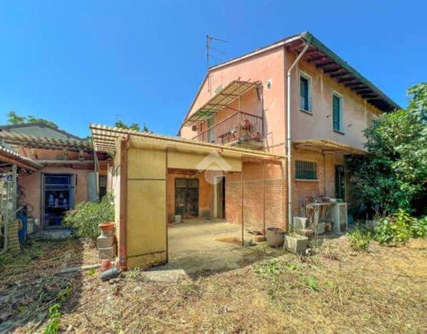 casa indipendente in vendita a Broni