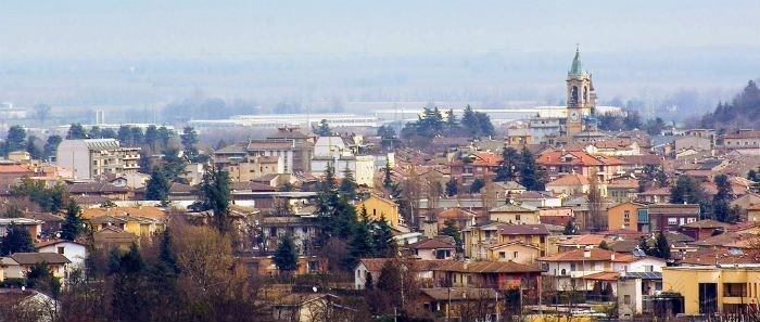 casa indipendente in vendita a Broni