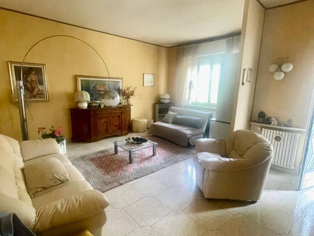appartamento in vendita a Broni