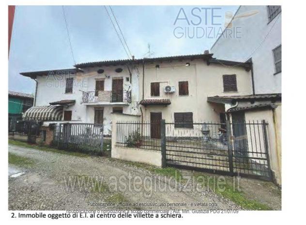 terreno edificabile in vendita a Broni