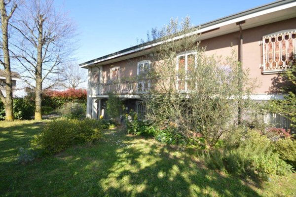 casa indipendente in vendita a Broni