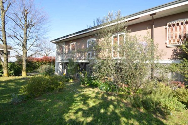 casa indipendente in vendita a Broni