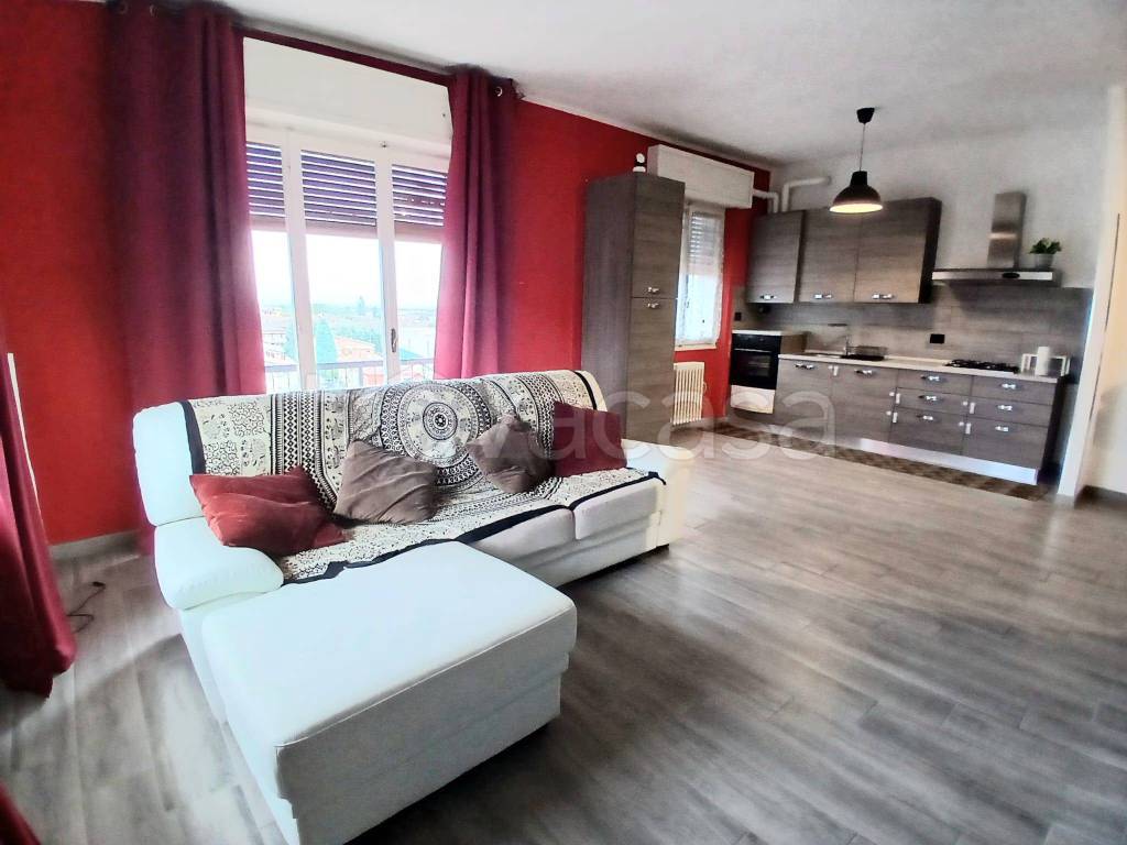 appartamento in vendita a Broni