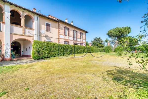 casale in vendita a Broni