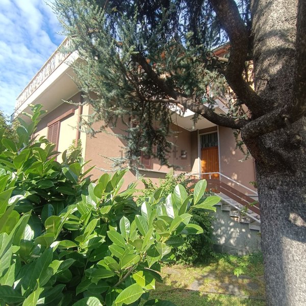 casa indipendente in vendita a Broni
