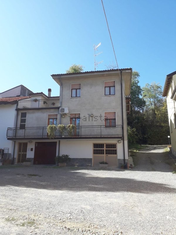 casa indipendente in vendita a Broni