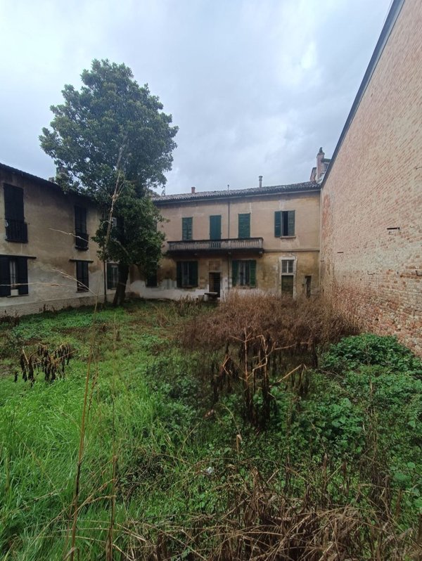 casa indipendente in vendita a Broni