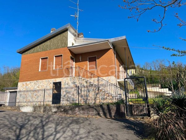 casa indipendente in vendita a Broni