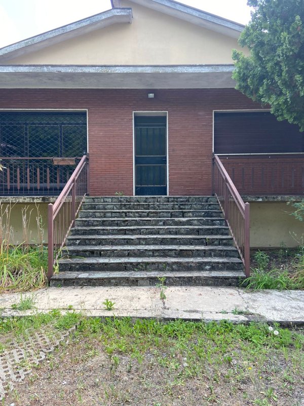 casa indipendente in vendita a Broni