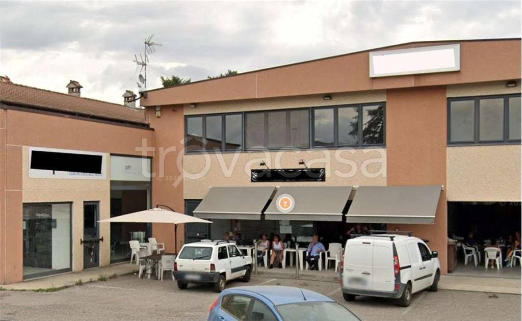 negozio in vendita a Broni