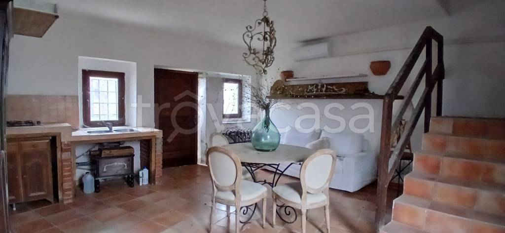 casa indipendente in vendita a Broni