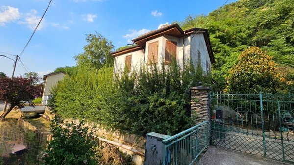 casa indipendente in vendita a Broni
