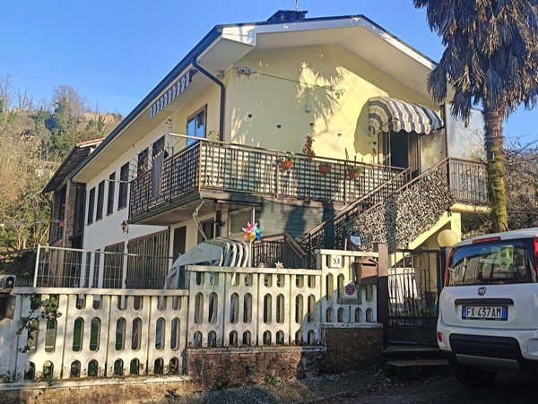 casa indipendente in vendita a Broni