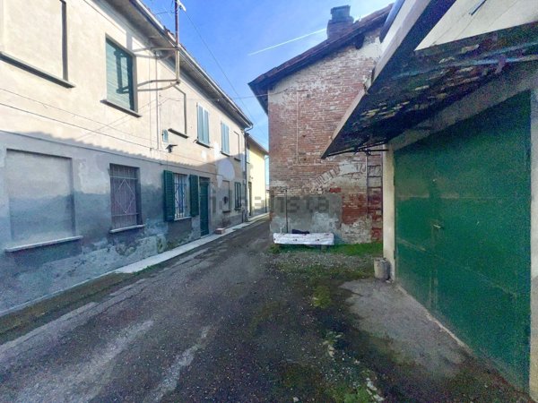 casa indipendente in vendita a Broni