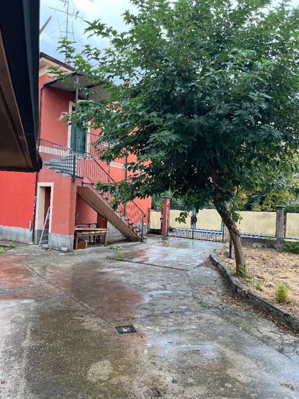 casa indipendente in vendita a Broni