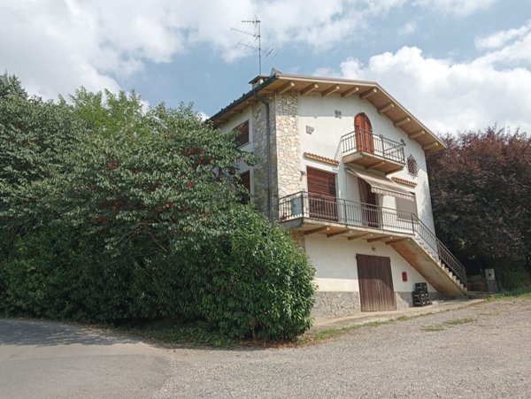 casa indipendente in vendita a Broni