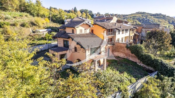 casa semindipendente in vendita a Broni