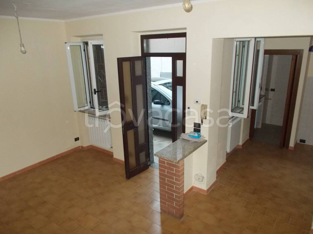 casa indipendente in vendita a Broni