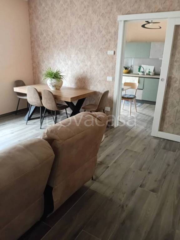 appartamento in vendita a Broni